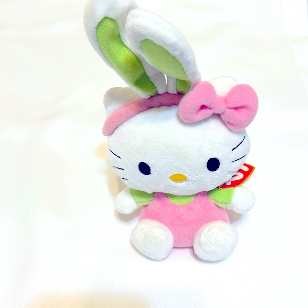 Hello Kitty with Bunny Rabbit Ty Beanie.    New With Tags